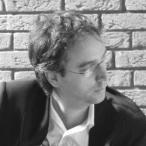 Dr. Tobias D. Gantner